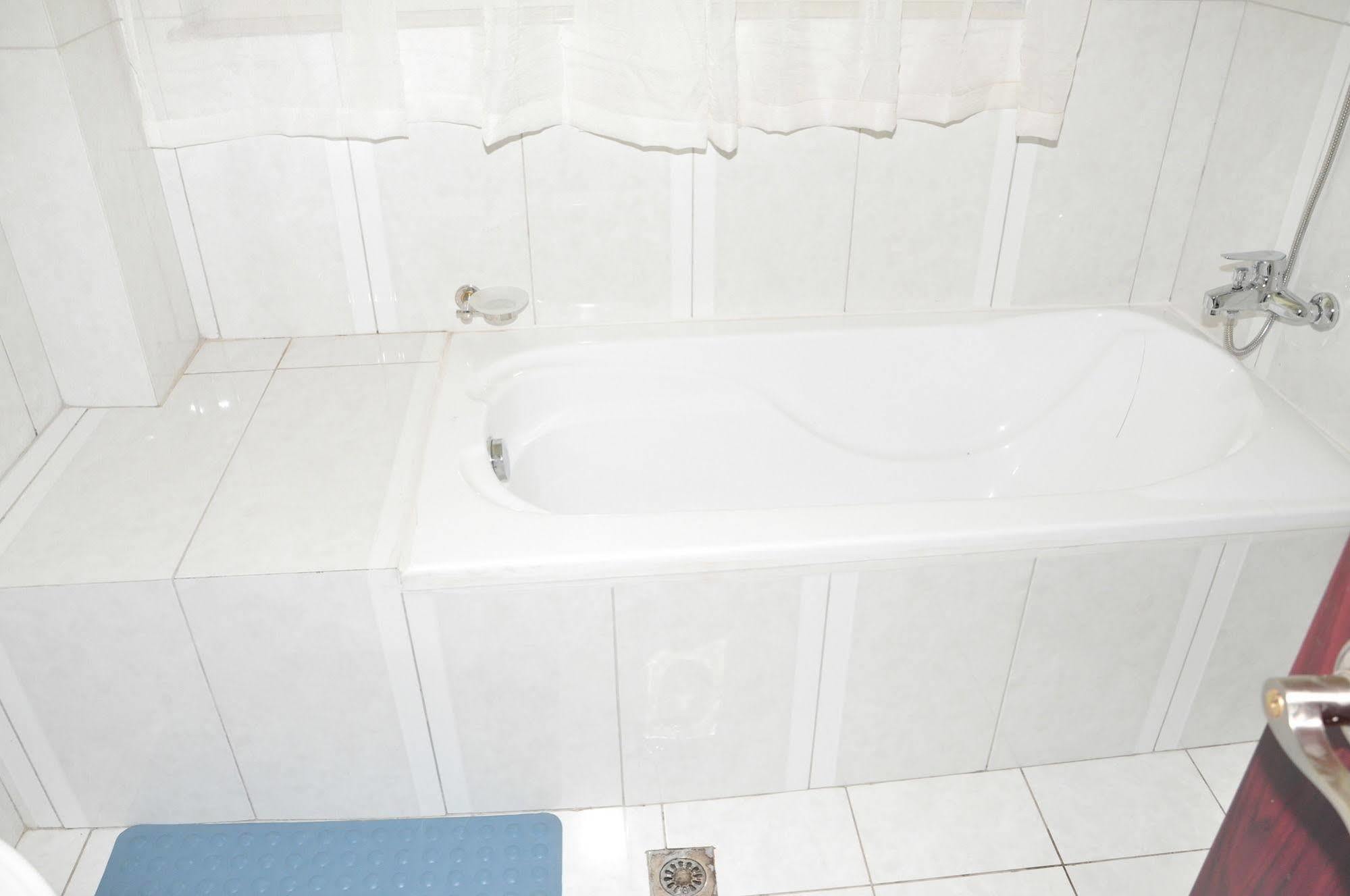 Florida International Hotel Gonder Esterno foto
